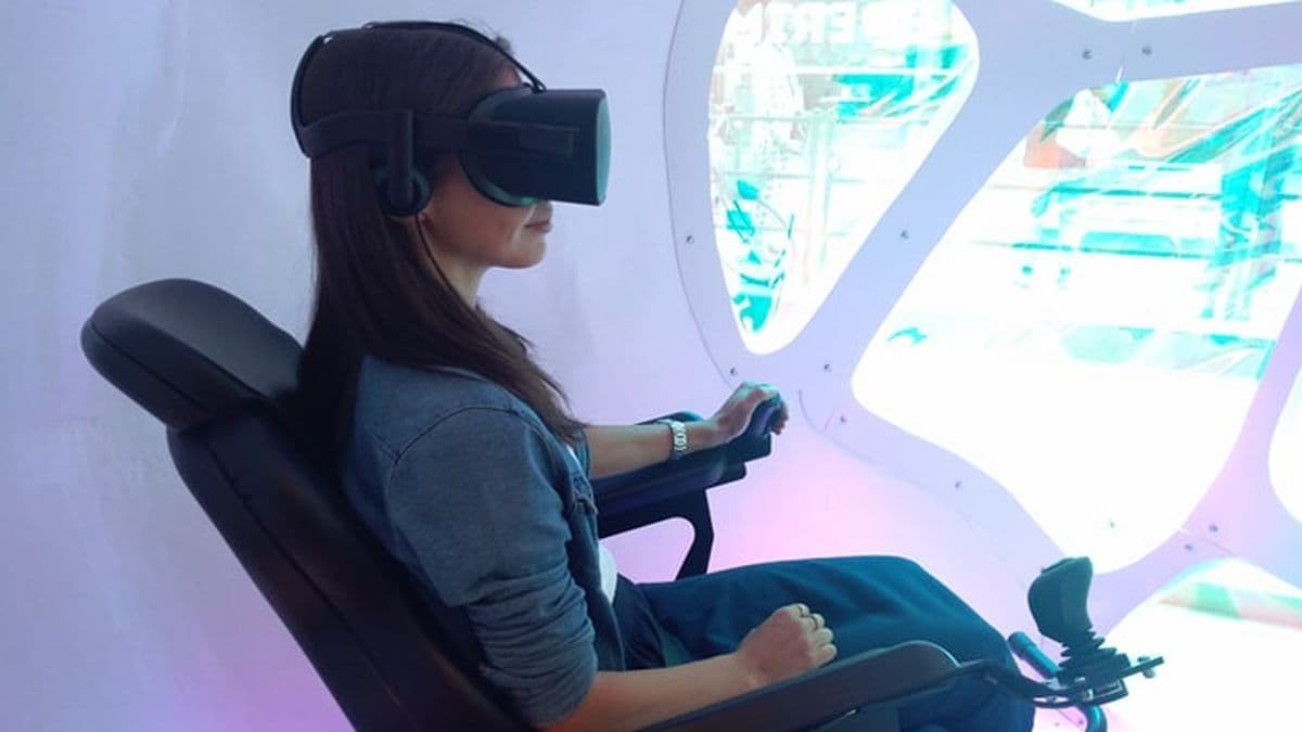 Banner Intesa Sanpaolo Assicura educa alla Protezione con la realtà virtuale